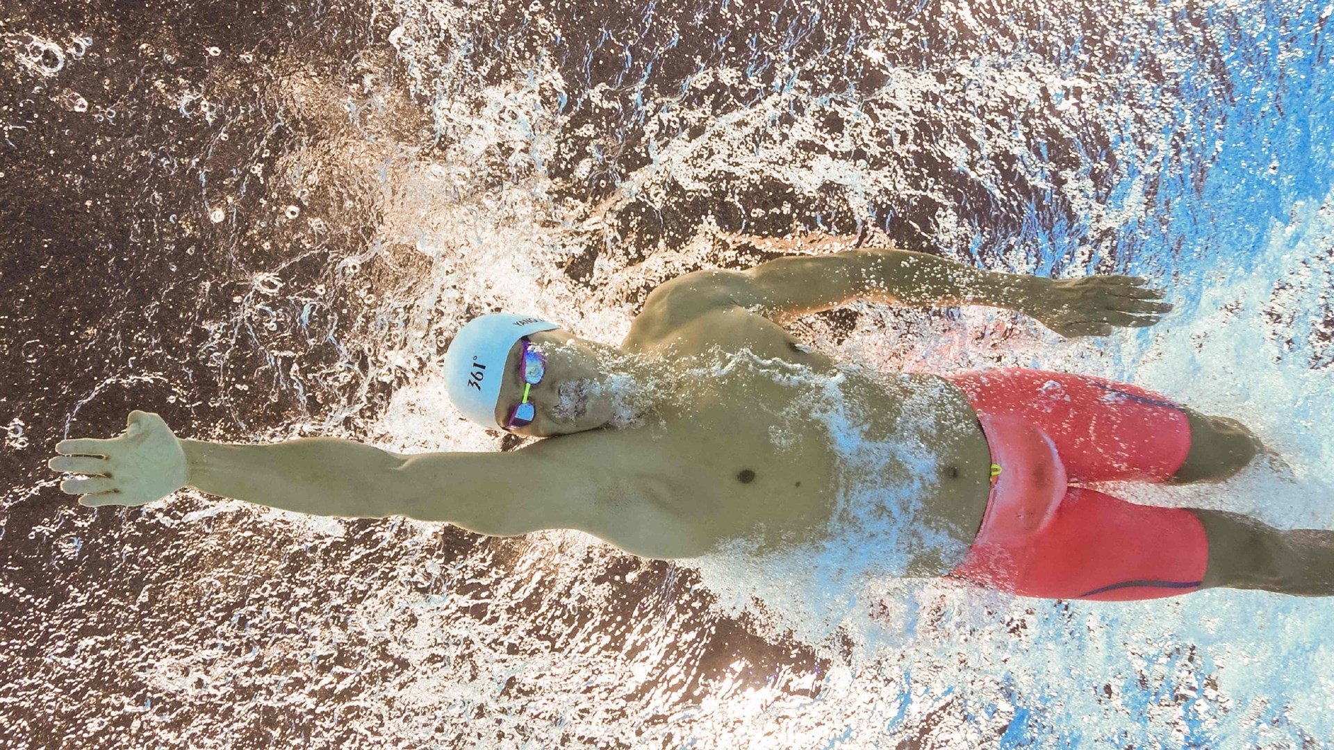 九游体育下载-接力战术灵活多变，团队配合紧密，参与团队接力